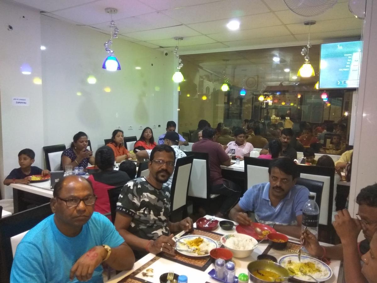 Hari Om Delhi Darbar 호텔 파타야 외부 사진